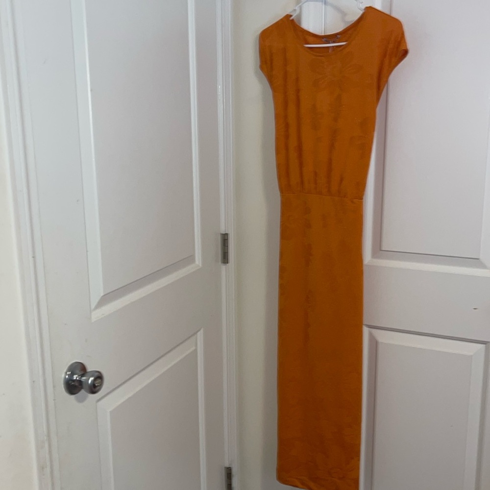 - Zara Dress SZ Large NWT
